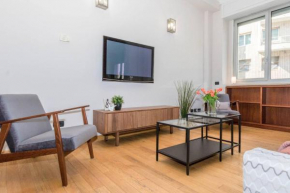 ALTIDO Apt for 4 in the centre of Milan with free parking